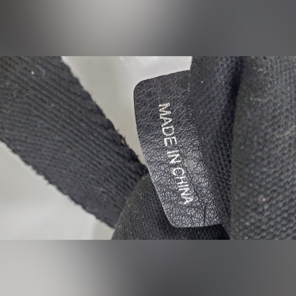 Burberry unisex messenger bag - Picture 10 of 16